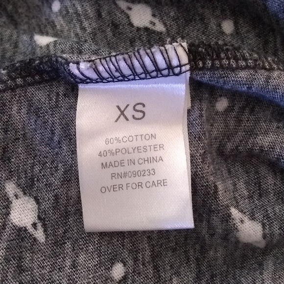 SHEIN 👽 Aliens Top - Picture 4 of 4